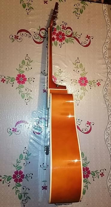 Fleytalar: Akustik gitara satılır idial vəziyyətdədir problemi yoxdu üstündə — 4