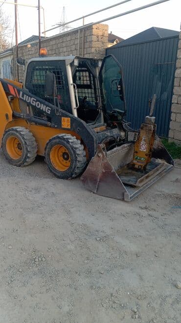 автокар погрузчик: Məhsul: LiuGong skid steer yükləyici (kompakt yükləyici), ön qaşıq — 4