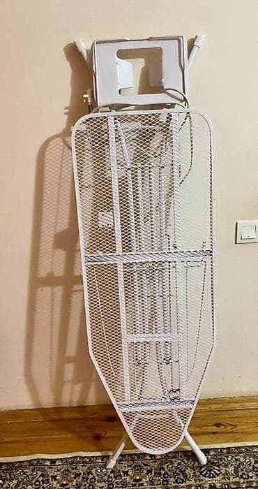 Гладильные доски: Ütü stolu satılır!!!
Enlidir.Sınığı və qırığı yoxdur — 1