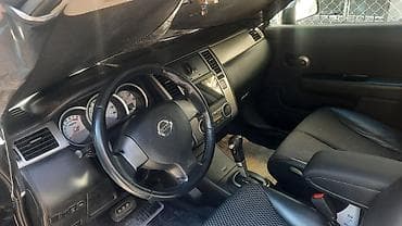 hyundai 2011 ix35: Nissan Tiida: 1.5 l | 2011 il Hetçbek — 2