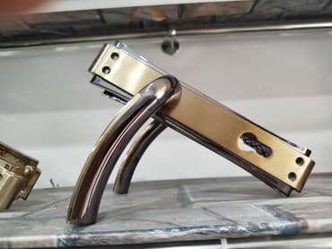 qapi uzluk: Qapı tutacağı dəsti – metal, ikirəngli (qızılı və xrom) örtük - Dəst — 1