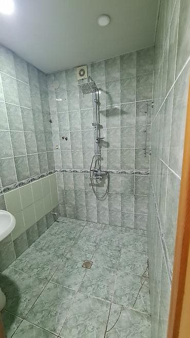 hovsan mida ev satilir: Nəsimi rayonu, 4-cü Mikrorayon, “Metro Əcəmi”yə yaxın ərazidə 2 otaqlı — 10