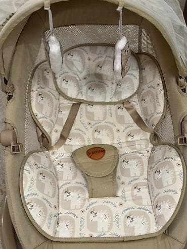 Oğlan və qız üçün, Beşik, Yellənmə mexanizm ilə — 6