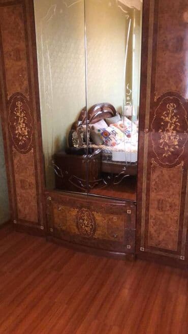 masazır kiraye evler: Bayilda jurnalistərin binasinda 16 mertebeli binanın 9-u mərtəbəsində — 12