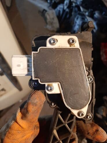 şevralet kruz: Chevrolet Aveo üçün orjinal üstdən çıxma qaz pedal var başqa ehtiyat — 1