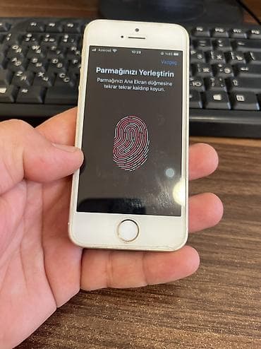dubai iphone 13: IPhone SE, 64 GB, Qızılı, Barmaq izi — 9