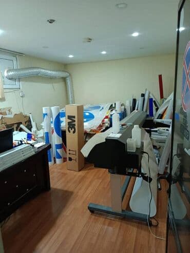 kiraye kafe verirem: Obyekt teze bazarin yaninda(kohne) yerlesir.Obyekt 3 mertebeli 8 — 5