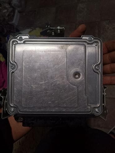 Məhsul: Toyota mühərrik idarəetmə bloku (ECU/ECM) İstehsalçı: Bosch — 3