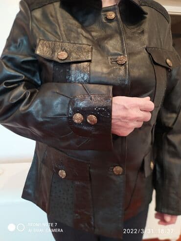 Təzədi. Rasiyadan göndərilib razmer böyük olduğu üçün satılır. Razmeri lalafo.az -da Təzədi. Rasiyadan göndərilib razmer böyük olduğu üçün satılır. Razmeri