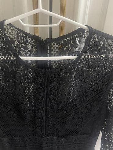 velvet kişi godəkcəsi: Zara Basic qara paltar - Model: krujeva detallı, üst hissəsi tam — 3