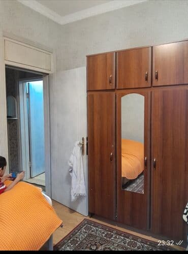 xacmazda satılan evlər: Ceyranbatan həyət evi satilir.3otaq sənədli ve təmirli — 26