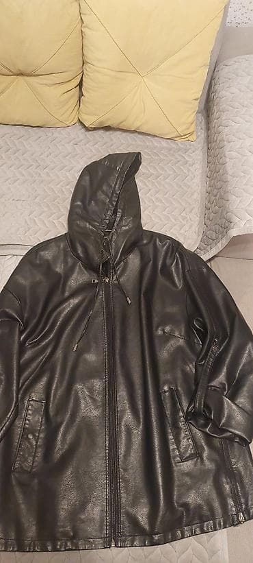 Cinslər: Qara rəngli kapüşonlu dəri üslublu üst geyimi - Material: süni dəri — 1