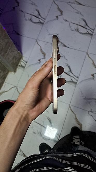 iphone 8 irşad: IPhone Xs Max, 64 GB, Qızılı, Face ID — 3