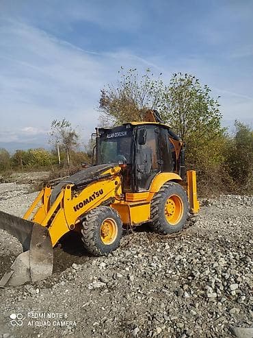 təkər r18: Komatsu WB97R ekskavator-yükləyici İşlək texnikadır. QIZDIRMA YOXDUR — 1