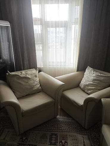 Divanlar: Divan, İşlənmiş, Açılan, Bazasız, Dəri, Çatdırılma yoxdur — 2