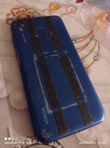 panel radyatör: Honor 8S 2020, 64 ГБ, цвет - Синий, Две SIM карты — 3