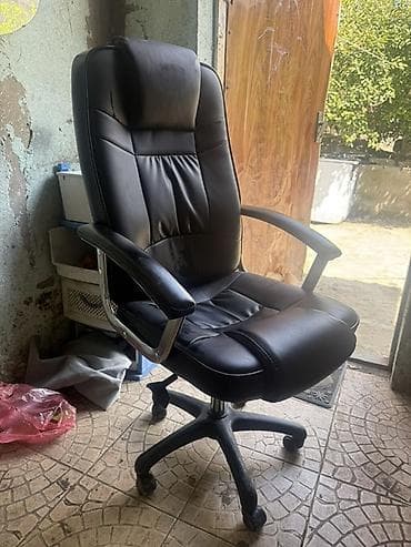 Təkərli, Qolları tənzimlənmir, Süni dəri