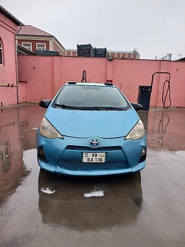 Toyota Prius: 1.5 l | 2012 il Hetçbek
