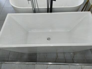 hamam üçün vanna: Düzbucaqlı formalı, ağ rəngli vanna. Müasir dizaynı ilə seçilir və hər — 1