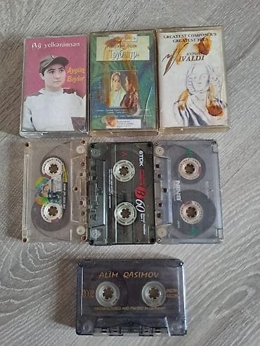 Kaset 2 manat