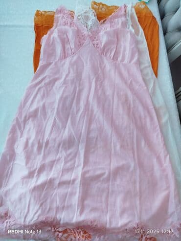 krujevalı tumanlar: Qadın köynəkləri – atlas effektli, krujeva detallı - Modellər: dizə — 8