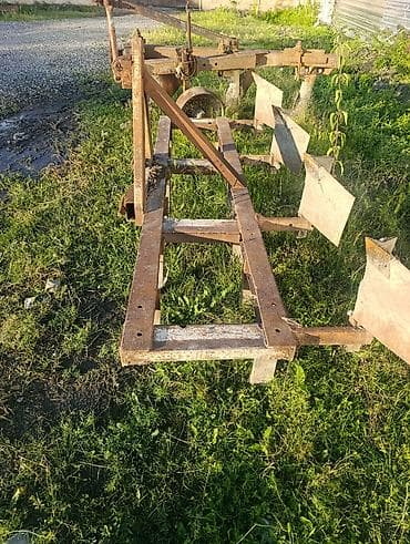 Qoşqular: 1mala 1cizil 1 kotan 1 arxceken hamısı bir yerdə 2000 manat — 1