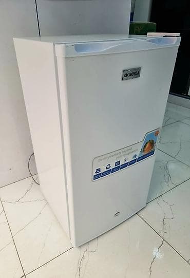 qapi zvanoku: Soyudu cu mini soyuducu soyducu Soyea Iki qapılı və bir qapılı — 1