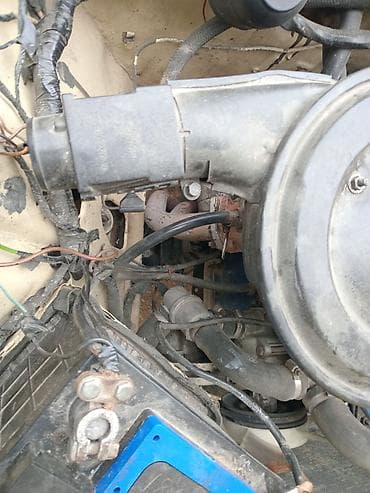 Avtomobil alışı: VAZ (LADA) 2106: 0.3 l | 1990 il 152346 km Sedan — 4