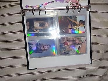 qlobus şəkilləri: Məhsul: Blackpink temalı kolleksiya albomu və fotokart saxlama qovluğu — 6