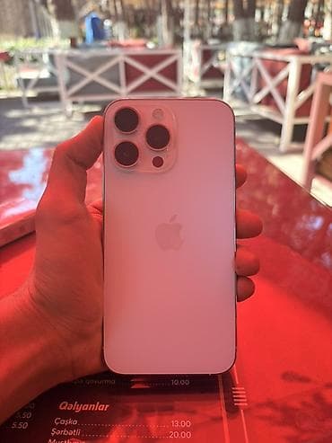 ayfon 4es: IPhone 14 Pro, Gümüşü — 1