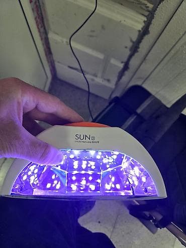 uvb lampa: Məhsul: SUN 2 UV/LED dırnaq lampası və stolüstü LED işıq (qol-klampli) — 2