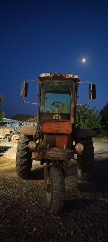 təkər r14: Traktor Belarus (MTZ) 80, 1960 il, 80 at gücü, motor 0.1 l, İşlənmiş — 1
