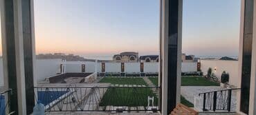 Dəniz mənzərəli bağ evi – geniş həyət və istirahət zonaları -