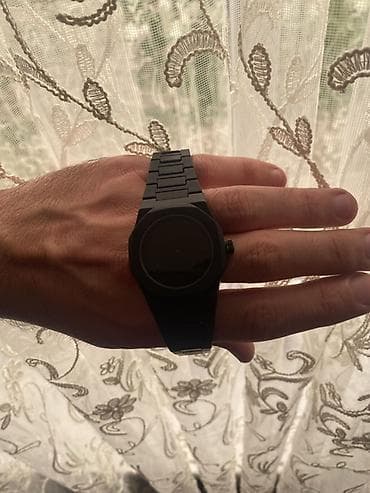 telifon saat: Mat qara, teze kisi saati - Rəng: tam qara (mat effektli) - Korpus — 2