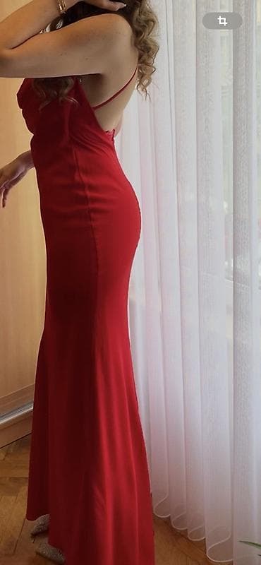 Toy paltarları və aksesuarları: 2 ədəd ziyafət geyimi 1) Qara gecə libası (300 azn) - Siluet: balıq — 3