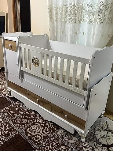 Bebeco transformasiya olunan beşik/uşaq çarpayısı - Rəng: ağ, ağac