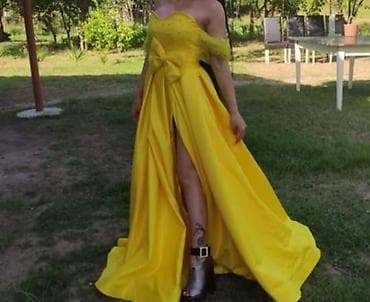 450 azına alınıb. bir defe ziyafete geynilib. her iki terefinde