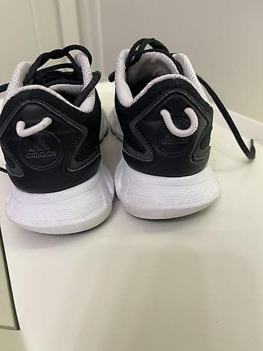adıdas: Original Adidas 40 ölçü/39 ölçüye uyğundur.Az geyinilib — 3