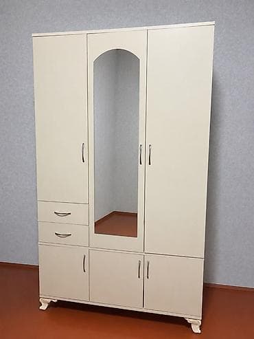 plasmas skaflar: 3 qapılı, Güzgülü, Bej, Digər material, Açılan, Düz dolab — 1