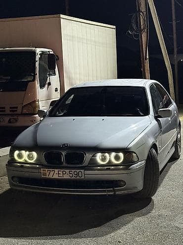BMW 528: 2.8 l | 1998 il Sedan
