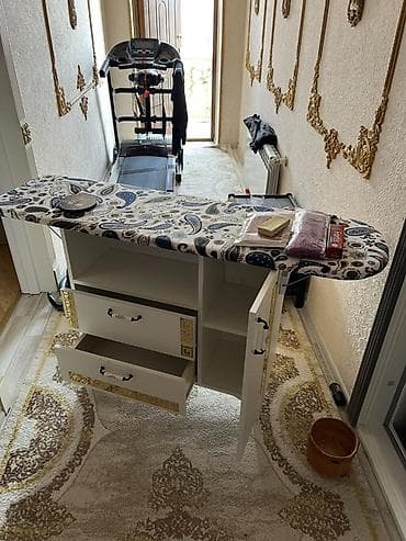 Ütüləmə lövhələri: Ütü masaslı dolab
Umumi 4 gozu var yenidir baha alinib — 1