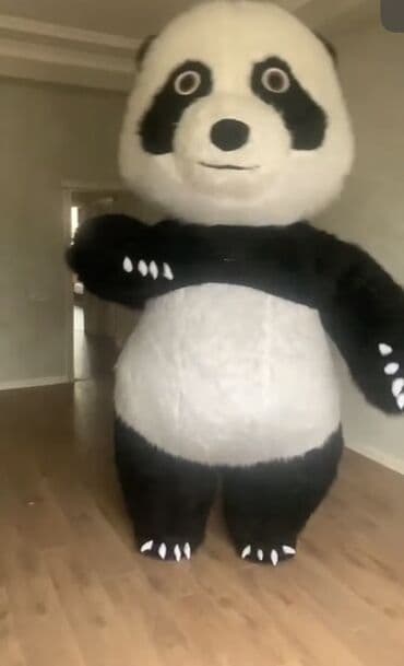 şir yumşaq oyuncaqlar: Panda maskotu – iri ölçülü, tam bədən kostyumu - Dizayn: Qara-ağ — 1
