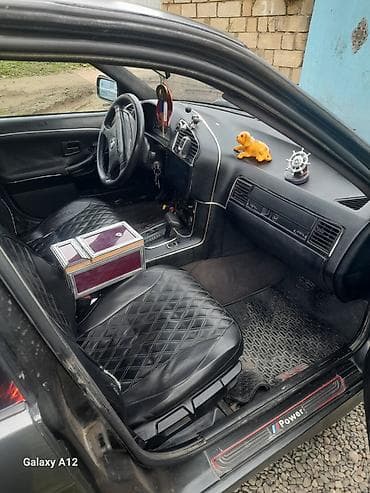 qazel sobol satilir: BMW 3 Seriyası E36 sedan - Kuzov: 4 qapılı sedan, tünd boz rəng - — 6