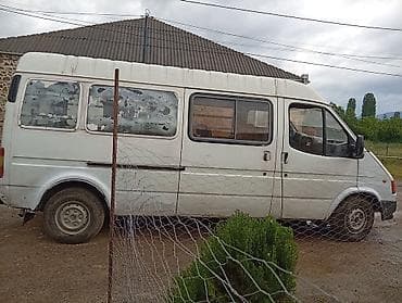 2000 e46 bmw: Ford Transit: 2.4 l | 5 km Mikroavtobus — 6