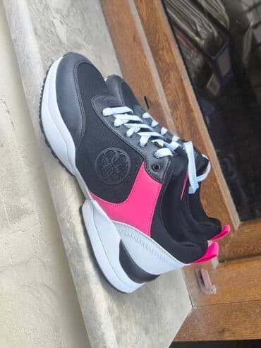 guess: Ölçü: 40, Yeni — 2