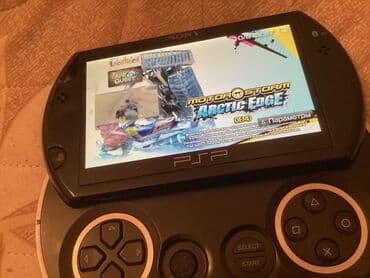 oyunlar: Psp go,yaxsi veziyyetdedir,2009 model,ekranda xırda cızıqlar — 13