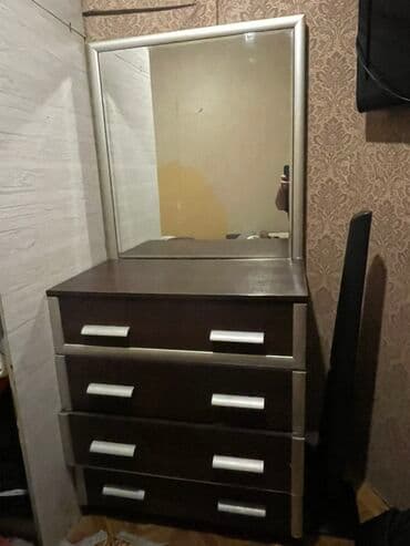 mebellər və qiymətləri: Termo,4 polkalı,qehveyi reng,tecili olaraq satilir! — 1