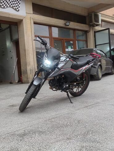 Motosikletlər: 150 sm3 — 3