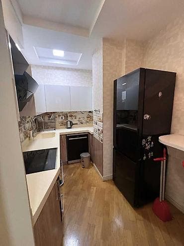 Mənzillər: İcarəyə verilir 3 otaqlı yeni tikili 110 m², Ağ şəhər q. Kateqoriya — 4