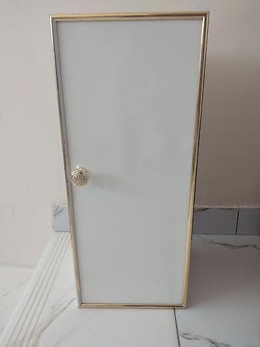Мебель: Divar asılan kiçik şkaf - Material: ağ laminat/MDFlam korpus, arxa — 2